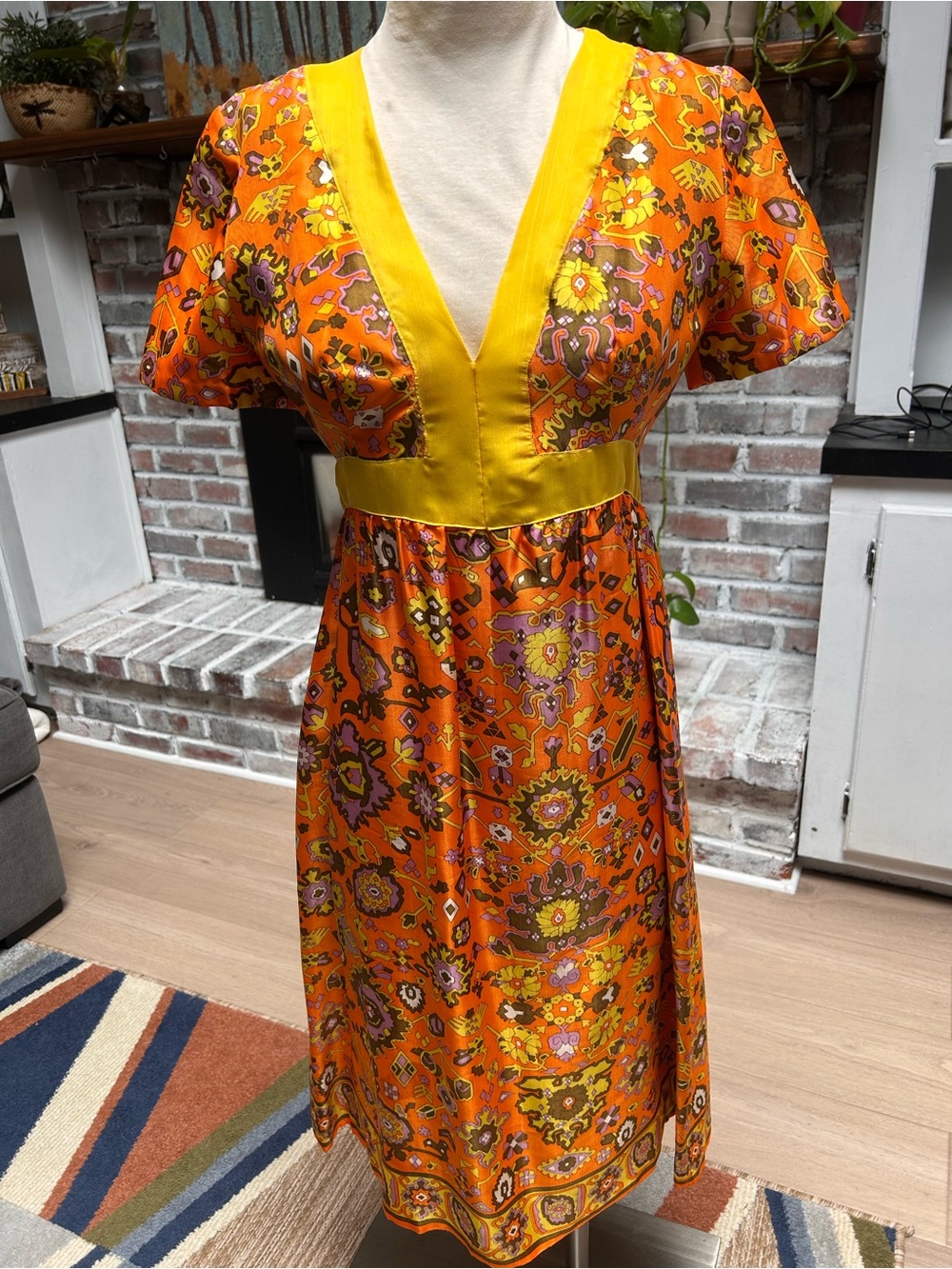 Vintage 60s orange retro dress Size Small